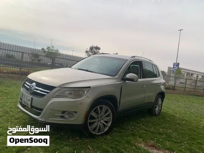 Volkswagen Tiguan 2011 photo 2