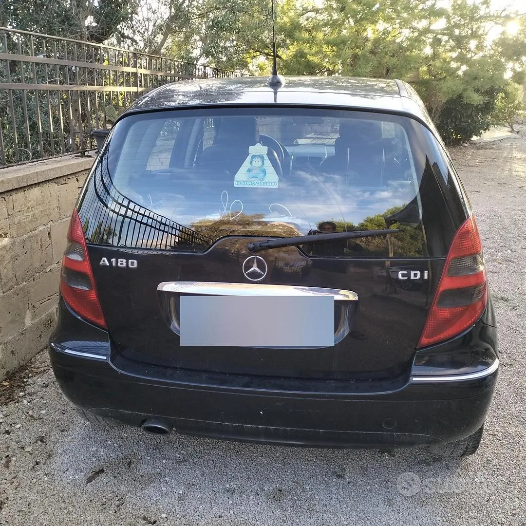 Mercedes-Benz A