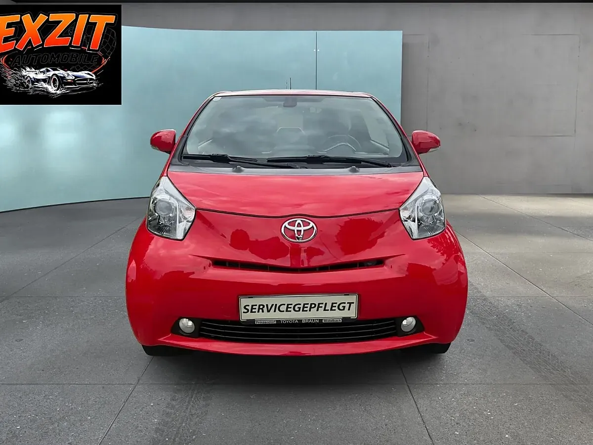 Toyota Iq 2010 photo 2
