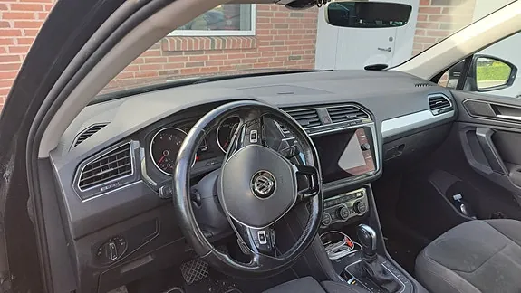 Volkswagen Tiguan 2020 photo 2