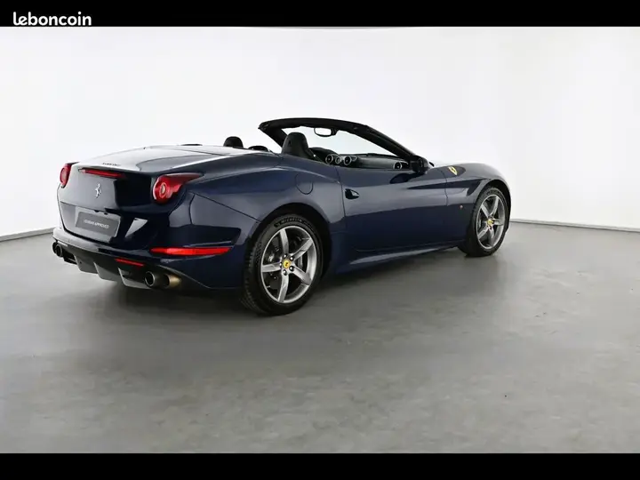 Ferrari California 2015 photo 2