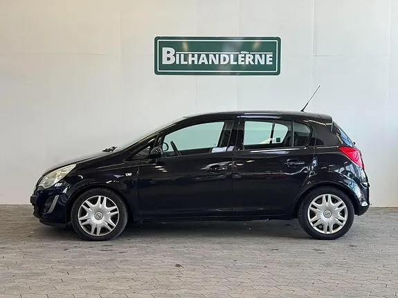 Opel Corsa 2011 photo 3