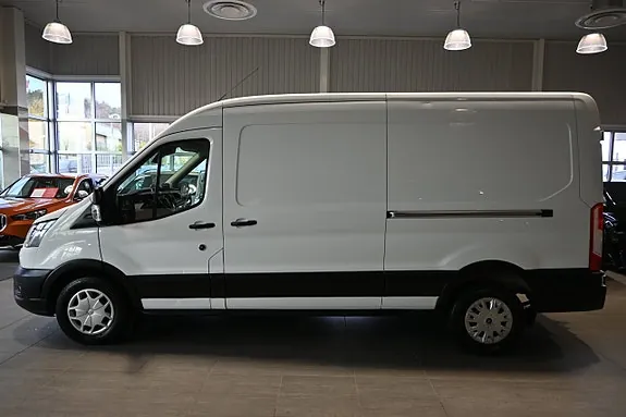 Ford Transit 2020 photo 2