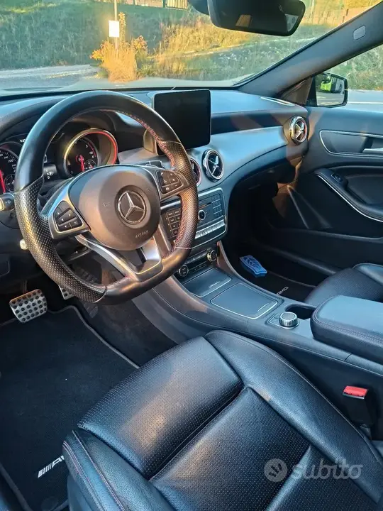 Mercedes-Benz Gla220 2017 photo 5