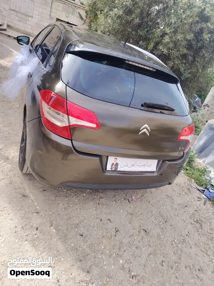 Citroen C4 2012 photo 4