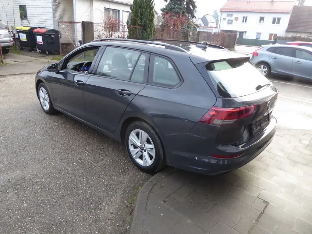Volkswagen Golf 2022 photo 3