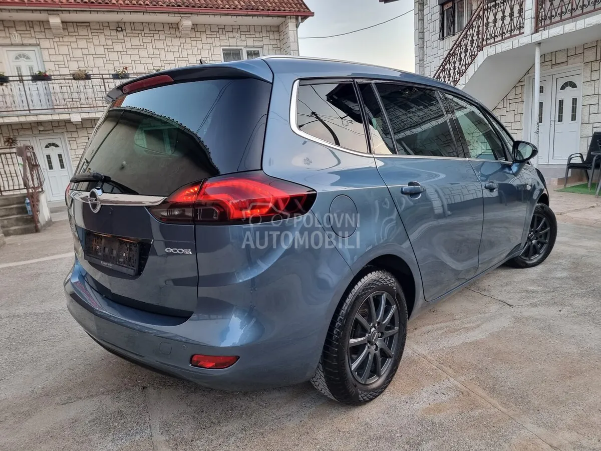 Opel Zafira 2015 photo 2