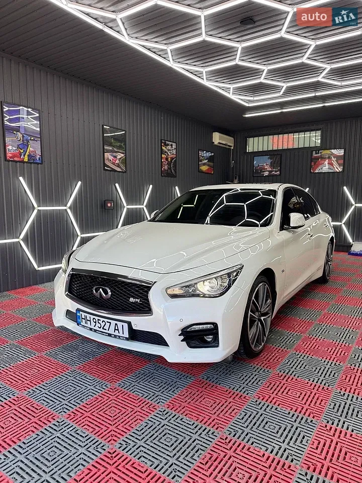 Infiniti Q50