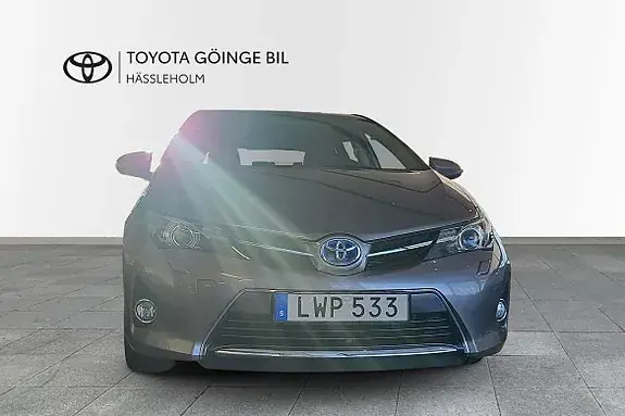 Toyota Auris 2015 photo 5
