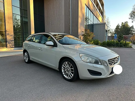Volvo V60 2011 photo 4
