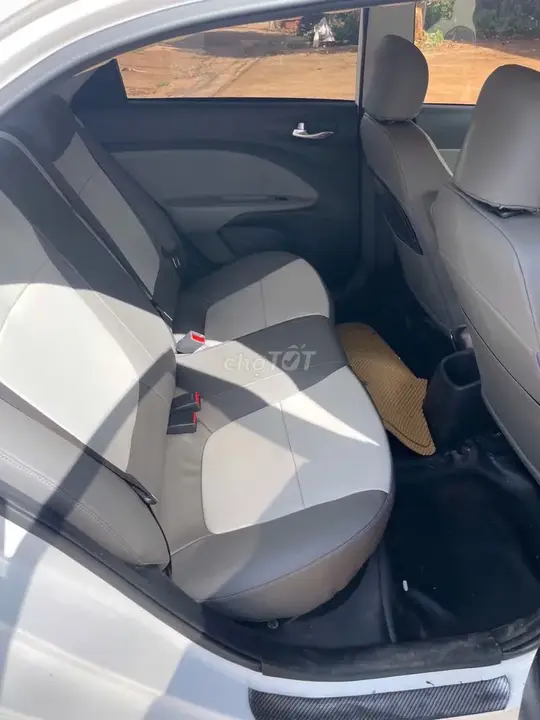 Kia Soluto 2020 photo 5