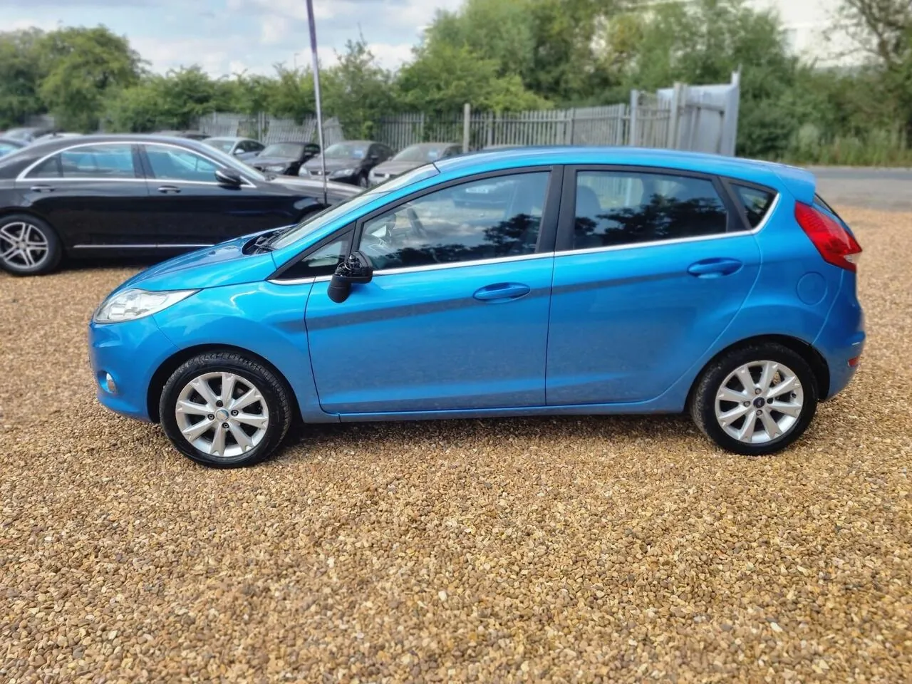Ford Fiesta 2009 photo 4