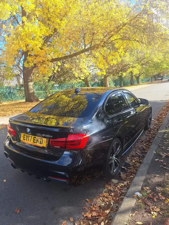 BMW 3 Series 2017 photo 3