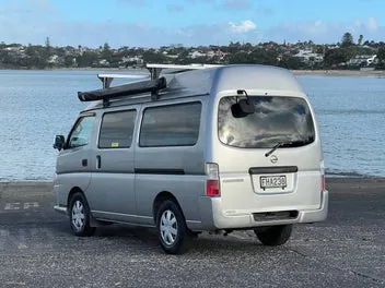 Nissan Caravan 2007 photo 4
