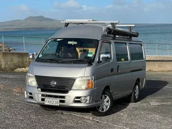 Nissan Caravan 2007 photo 2
