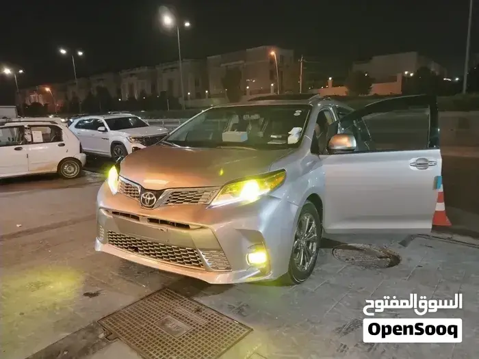 Toyota Sienna