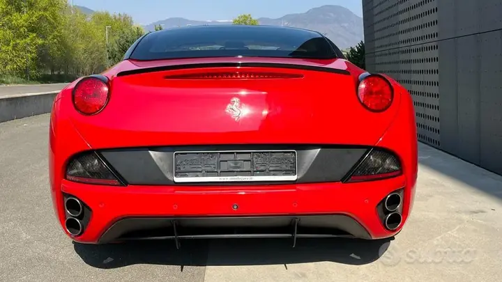 Ferrari California 2012 photo 4