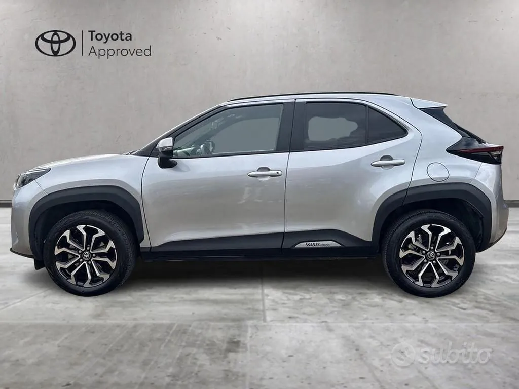 Toyota Yaris Cross 2023 photo 3