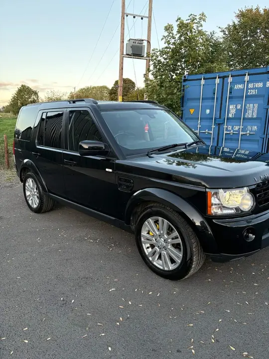 Land Rover Discovery 4 2013 photo 2