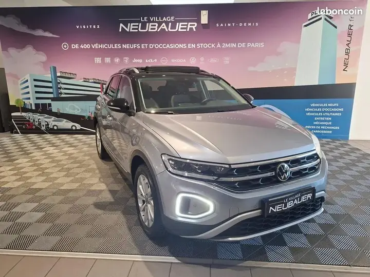 Volkswagen T-Roc 2023 photo 4