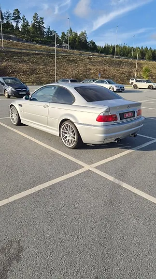 BMW M3 2004 photo 2