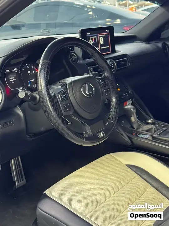Lexus Is 350 2022 photo 3