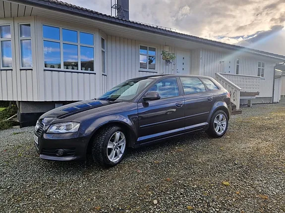 Audi A3 2010 photo 3