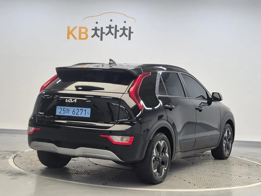 Kia Niro 2023 photo 3