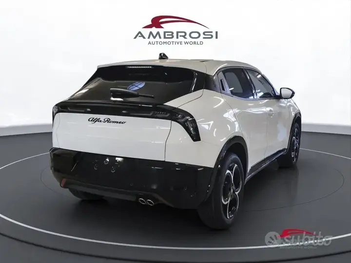 Alfa Romeo Junior 2026 photo 3