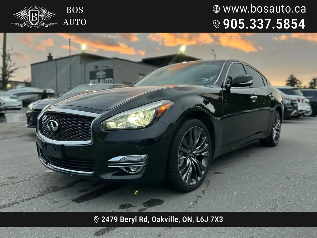 Infiniti Q70