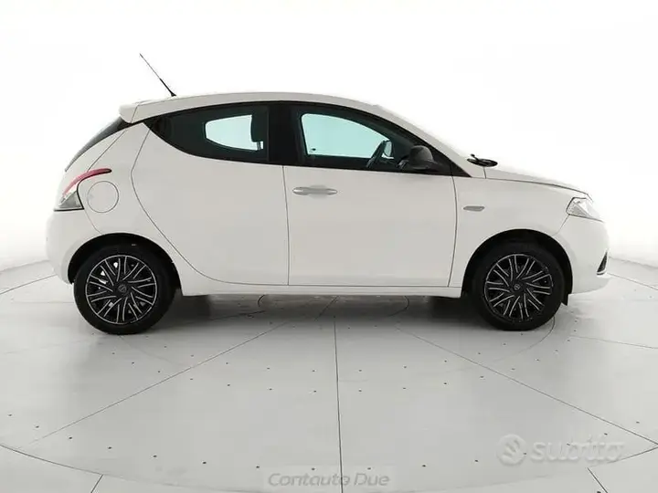 Lancia Ypsilon 2019 photo 4