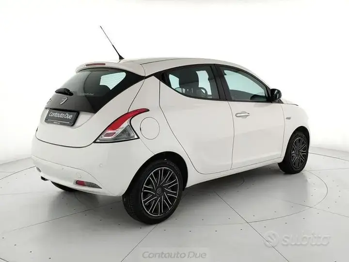 Lancia Ypsilon 2019 photo 5