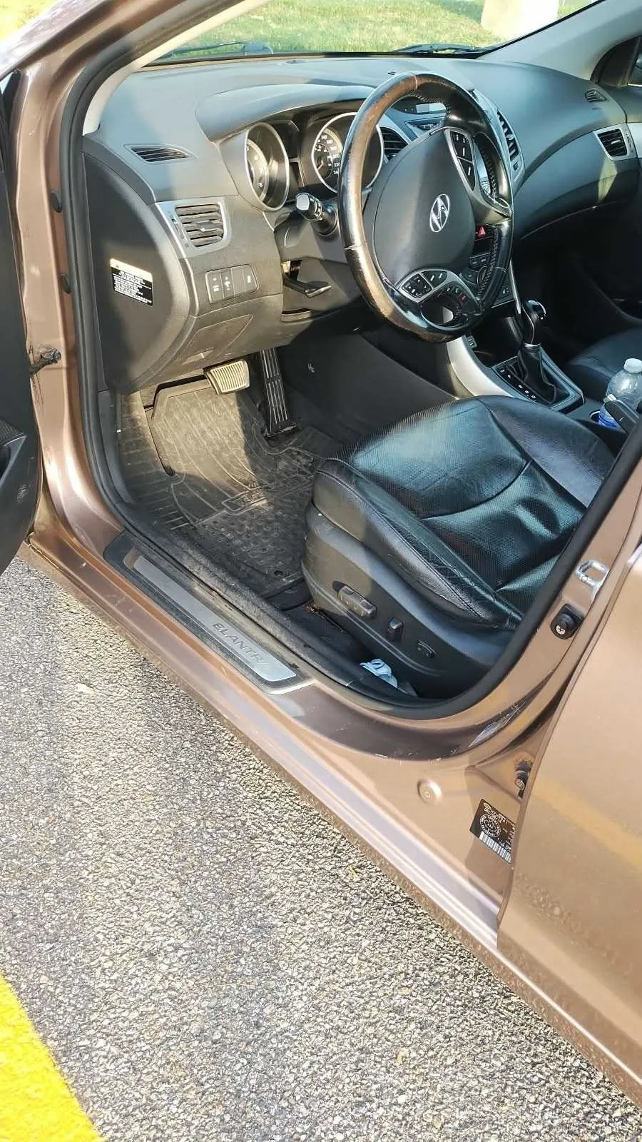 Hyundai Elantra 2015 photo 4
