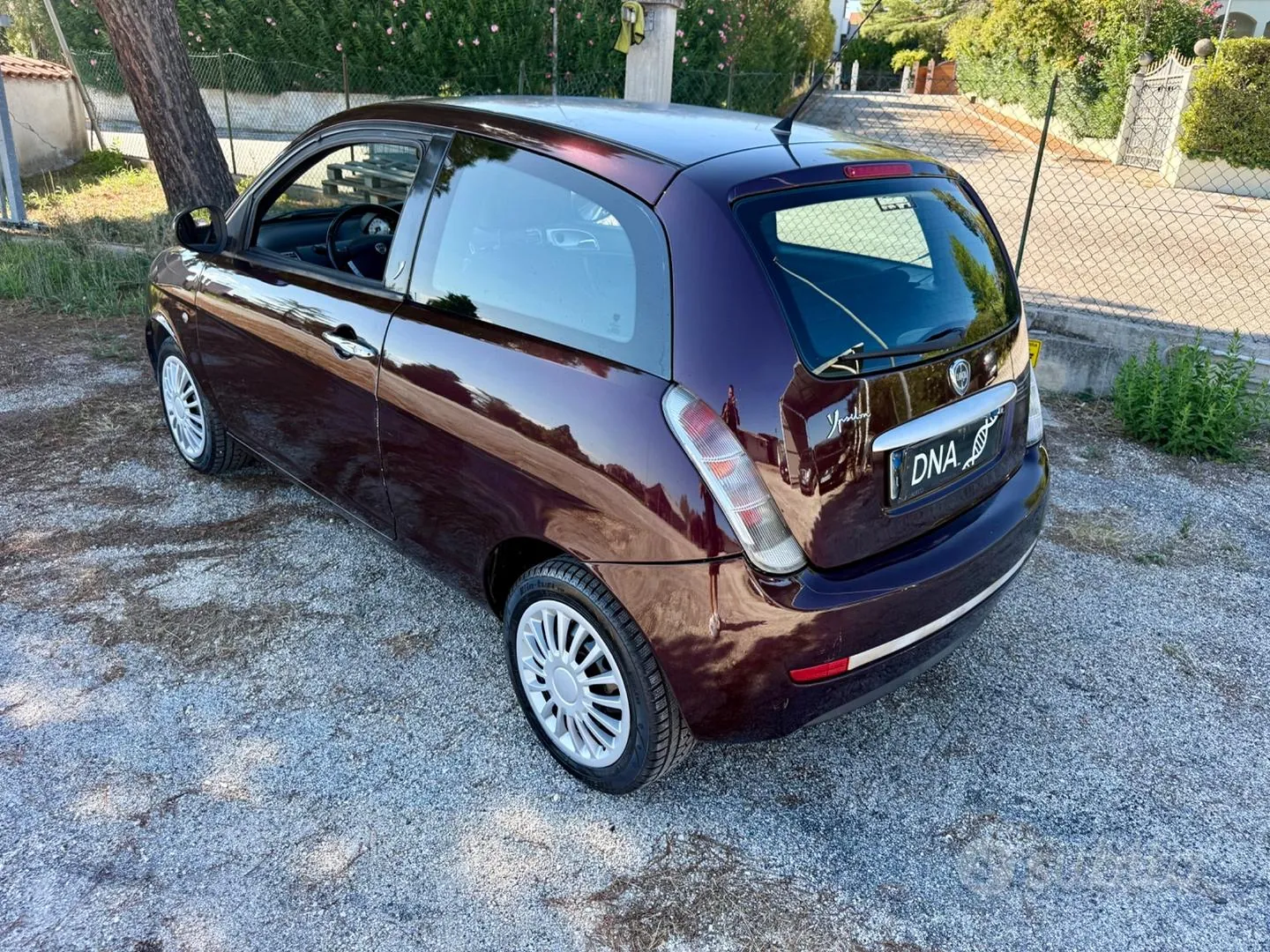 Lancia Ypsilon 2010 photo 4