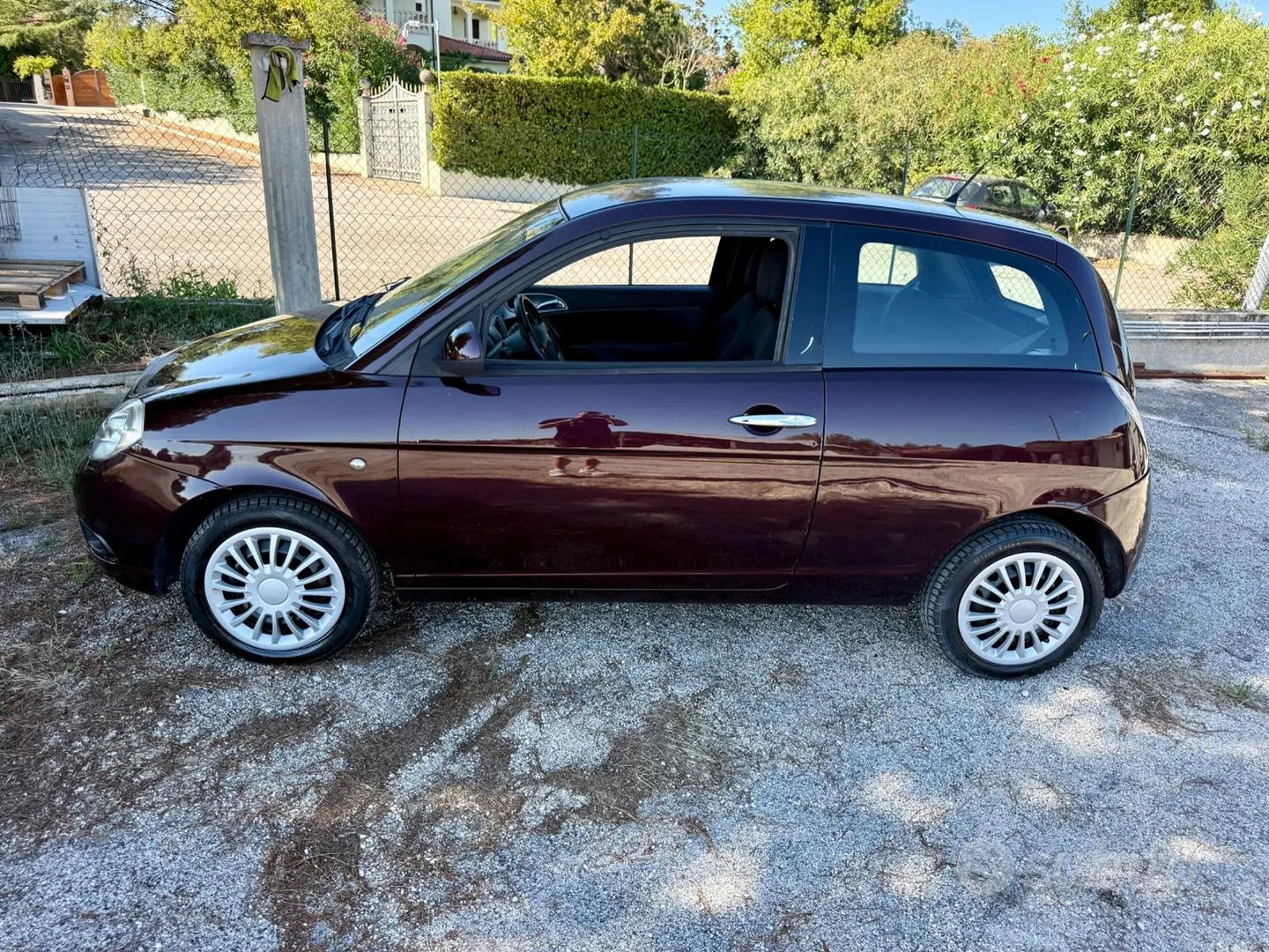 Lancia Ypsilon 2010 photo 3