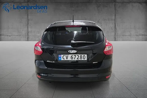 Ford Focus 2012 photo 5