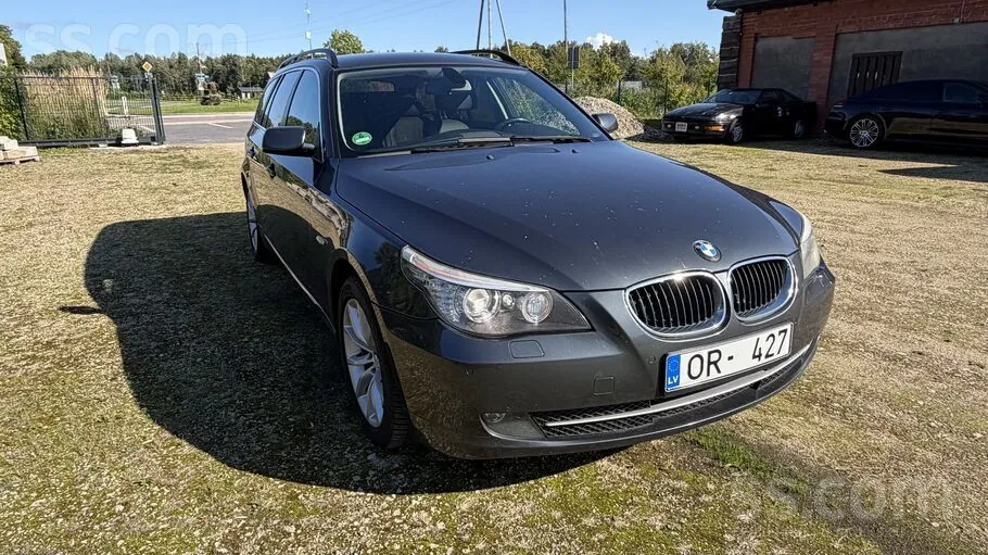BMW 520 2009 photo 4