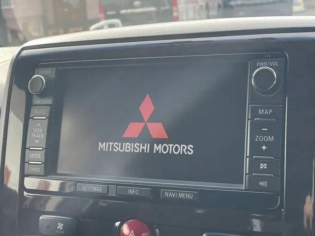 Mitsubishi Delica D:5 2015 photo 4