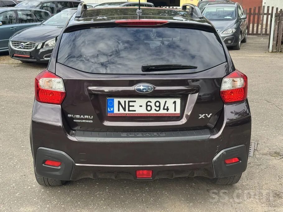 Subaru Xv 2012 photo 4