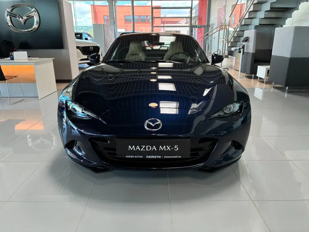 Mazda Mx-5 photo 2