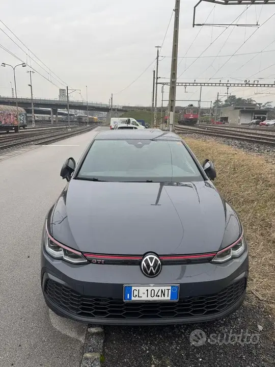 Volkswagen Golf 2021 photo 2