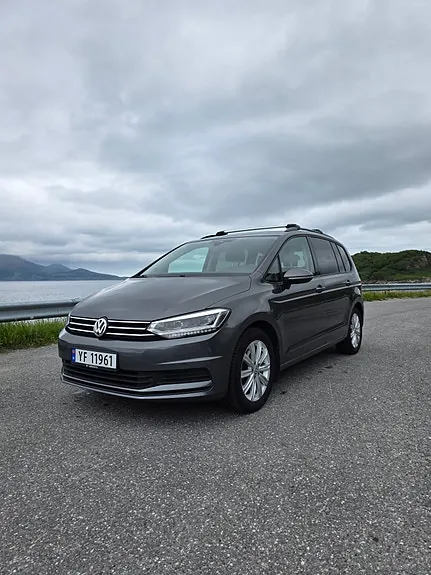 Volkswagen Touran 2017 photo 3