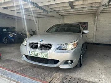 BMW 525I