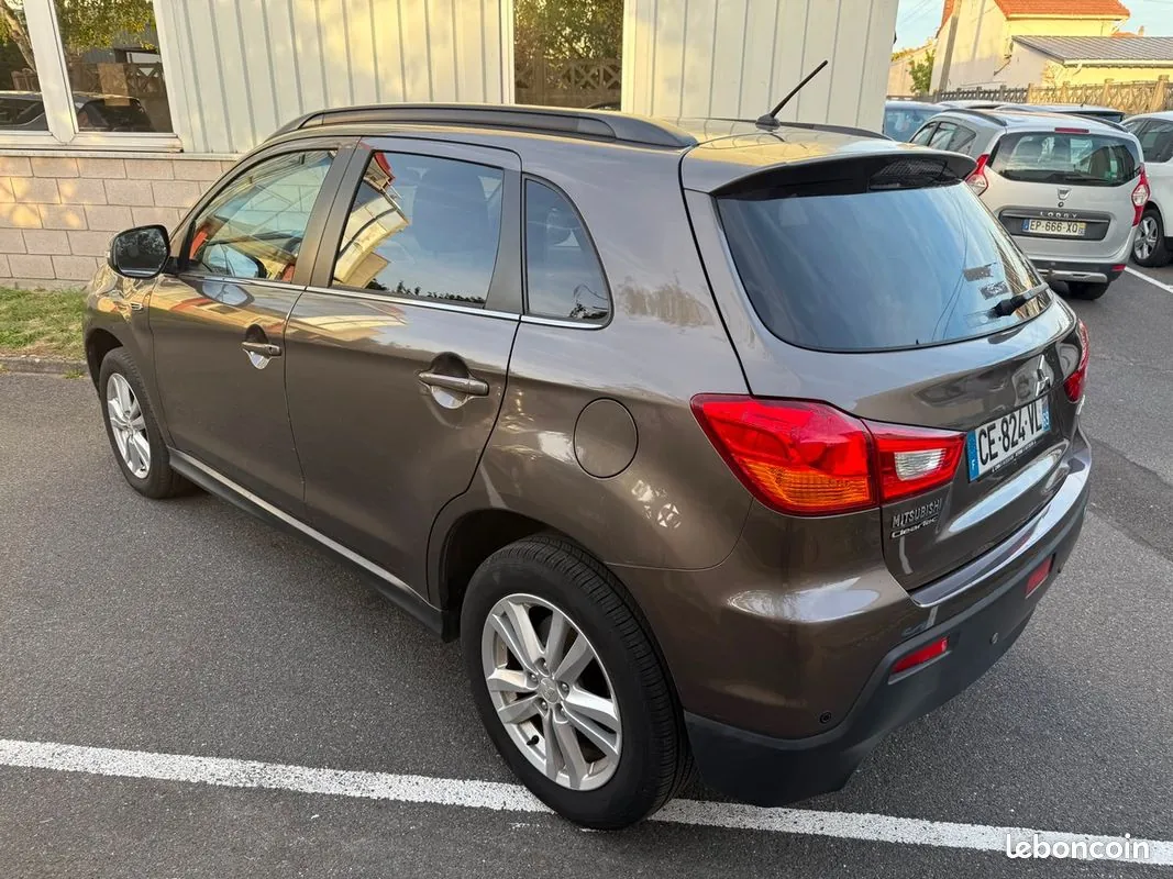 Mitsubishi Asx 2012 photo 5