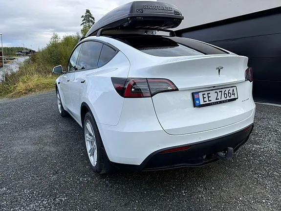 Tesla Model Y 2022 photo 3