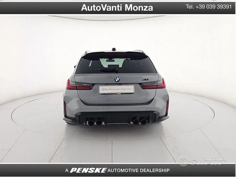 BMW 3 Series 2024 photo 5