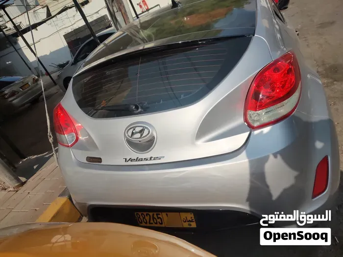 Hyundai Veloster 2016 photo 2