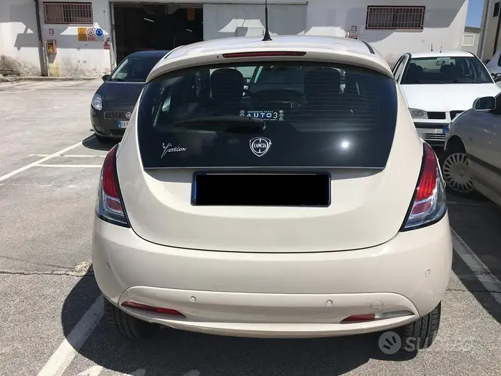 Lancia Ypsilon 2017 photo 3
