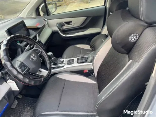 Toyota Veloz Cross 2023 photo 4