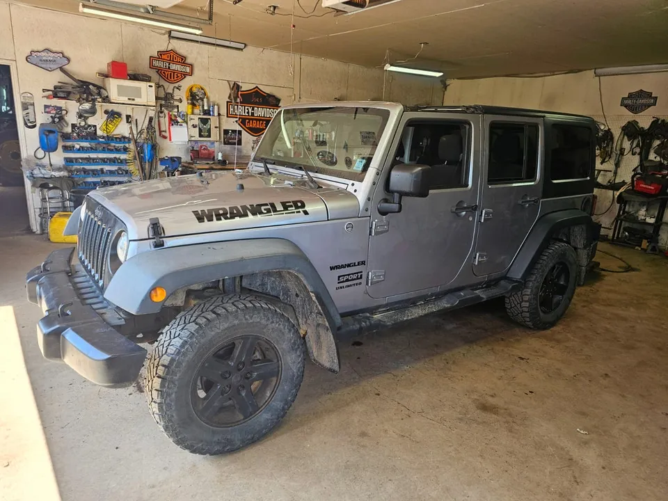 Jeep Wrangler 2016 photo 2